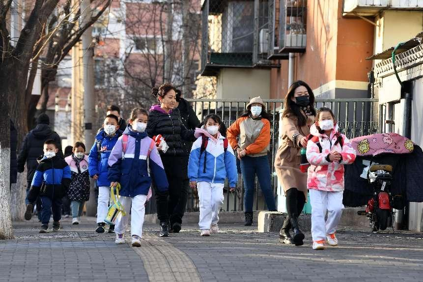 2月13日,北京市中小学2023年春节开学首日,北京小学天宁寺分校的孩子