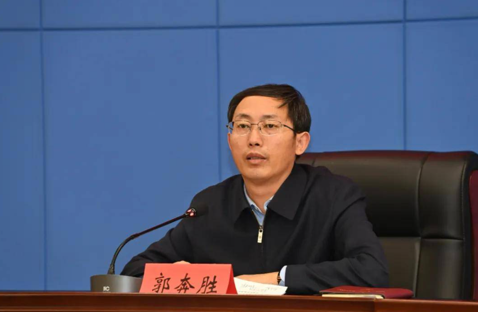 山西忻州市委副书记郭奔胜任新华社研究院副院长,党委副书记