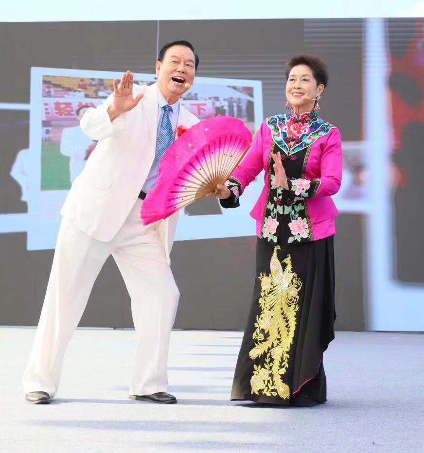 “刘三姐”黄婉秋病危，丈夫何有才：希望她渡过这一关休闲区蓝鸢梦想 - Www.slyday.coM