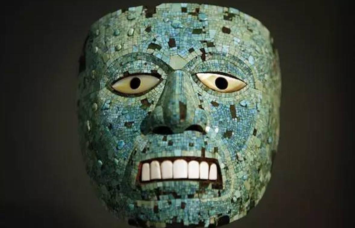 用头发织成的地毯成堆的人皮灯罩和人体肥皂堆在纳粹集中营里