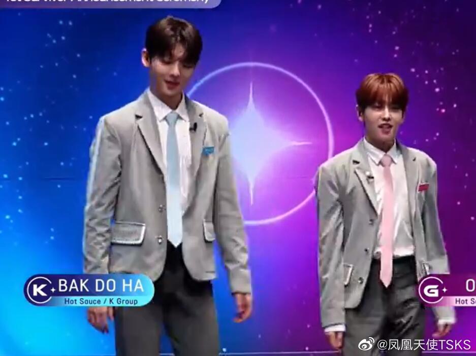 第一组入场的身高差别太离谱 蓝房子怎么这么高啊|第一组|身高|入场_新浪新闻