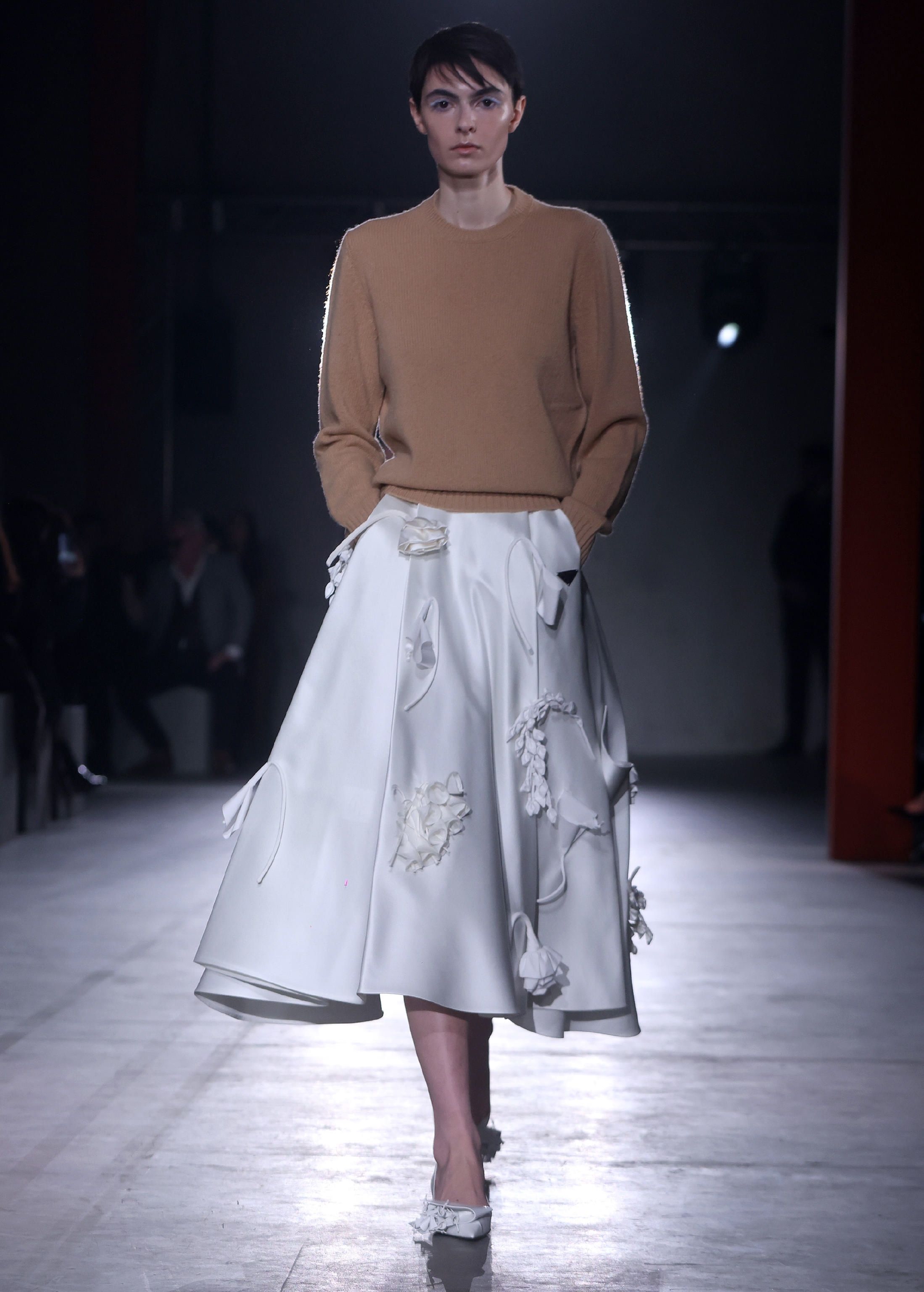 米兰时装周——普拉达品牌时装秀-86货源网