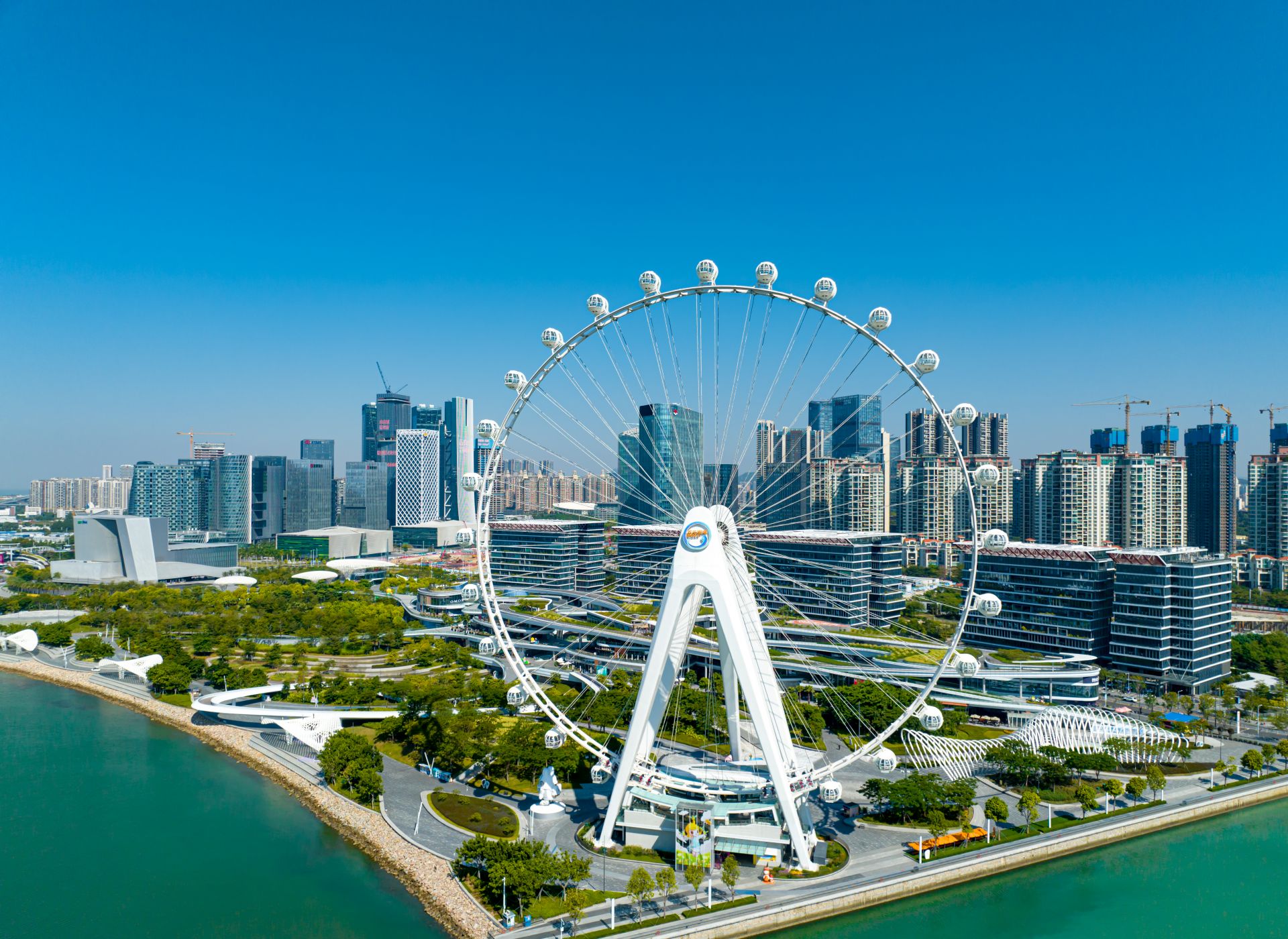 深港合作擦亮前海“金”字招牌 前海成港资金融机构进入内地“第一站”|金融业|港资|香港_新浪新闻