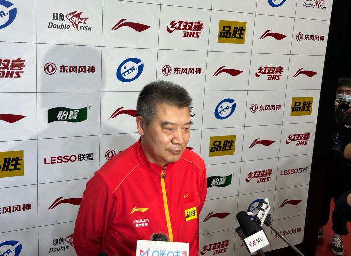 中国乒乓球队总教练李隼.