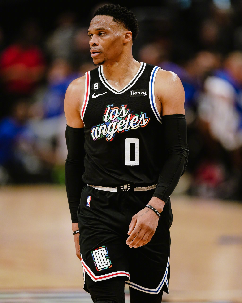 威斯布鲁克首秀1714拿两双nba快船双加时苦战175176惜败国王