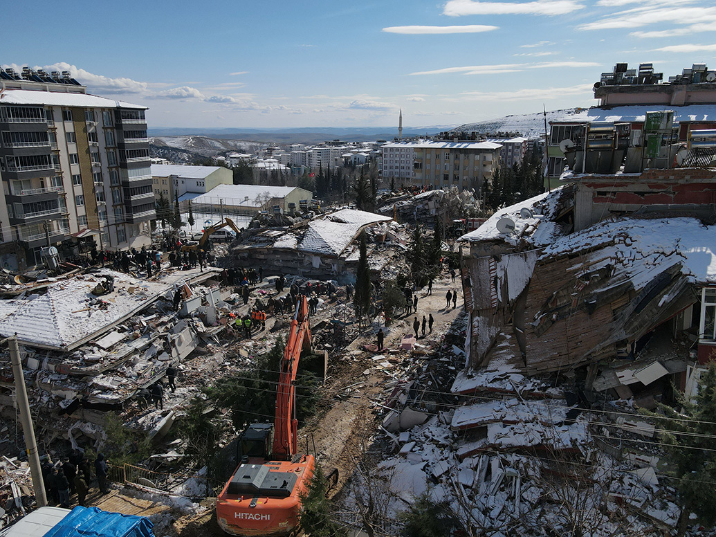 土耳其大地震：在悼念与忘却的怪圈中