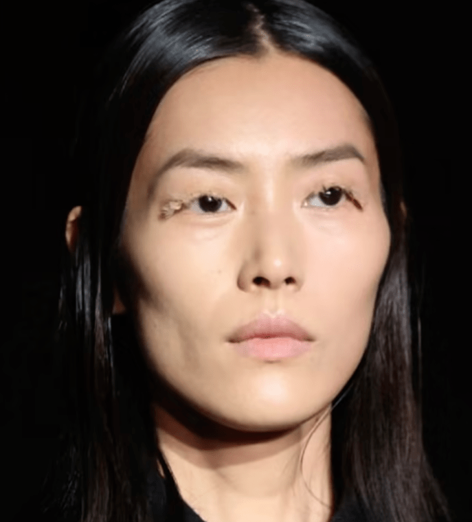 一篇读懂（时装周奇葩高跟鞋）时装周奇葩设计，(图6)