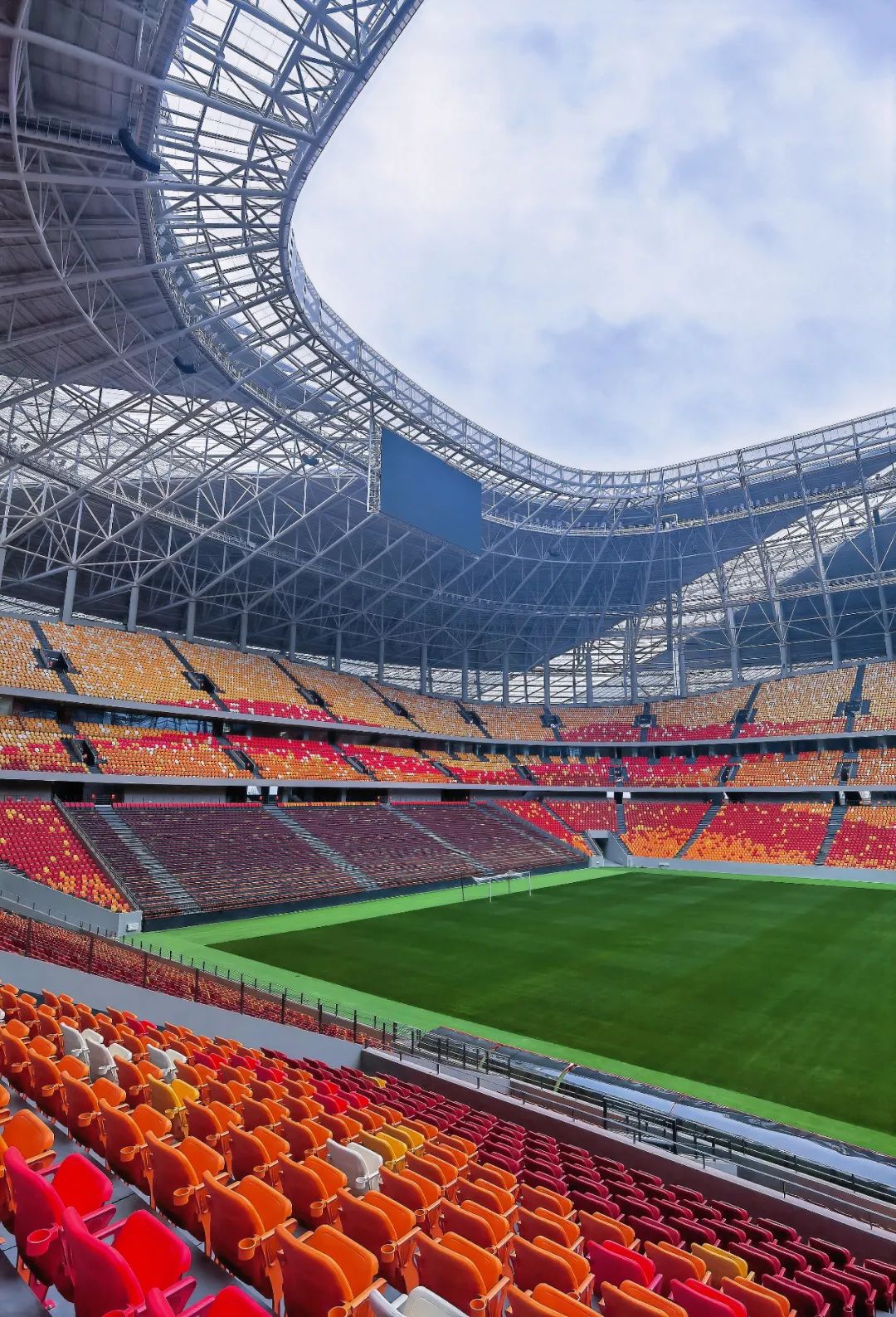 这里很重庆|龙兴足球场,内部大公开!|重庆_新浪财经_新浪网