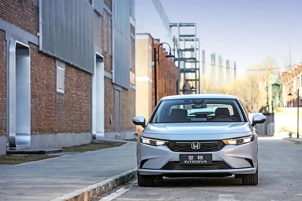 型格对比马自达3 昂克赛拉，15万级轿车怎么选？