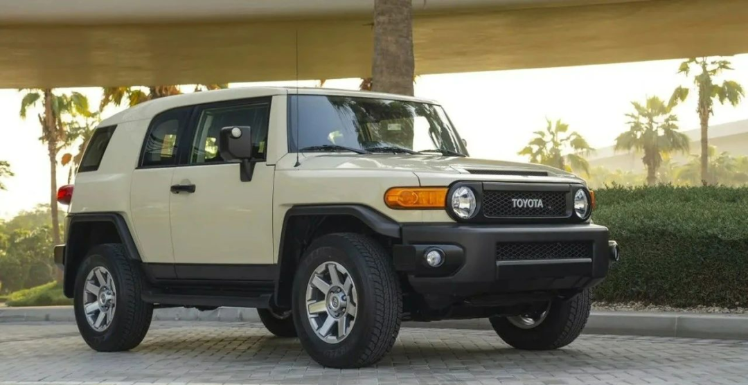 海外售价约29万元2023款丰田fj酷路泽发布配40升v6动力