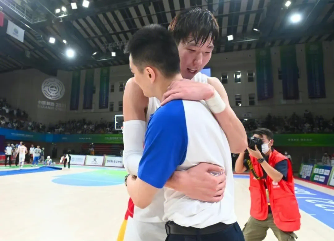 周琦重回CBA悬念将揭晓,辽篮喜从天降!杨鸣霸气表态