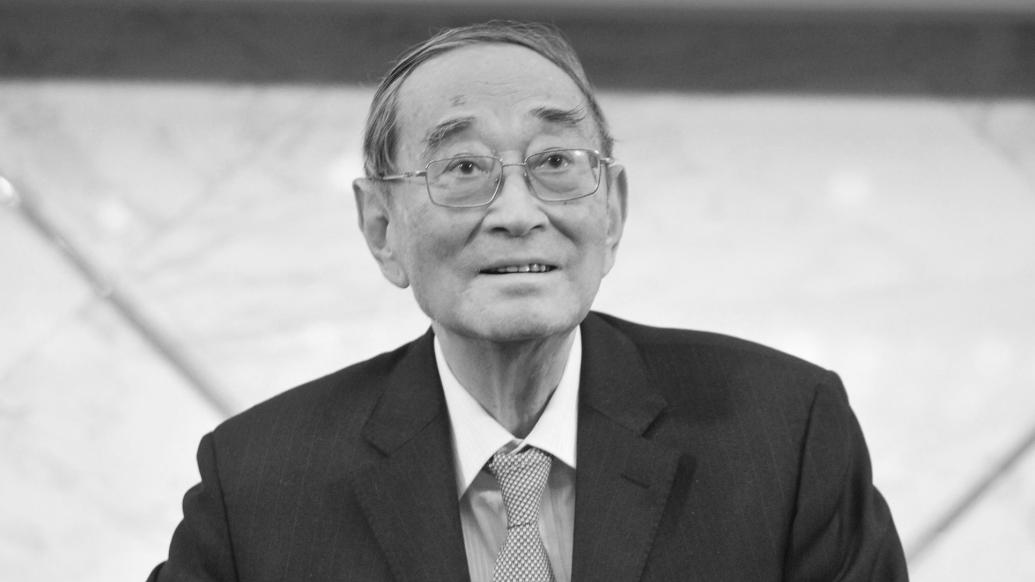 众弟子悼念厉以宁：先生是我们的老师和经济学思想的启蒙者
