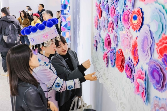 “BMW中国文化之旅”非遗保护创新成果展在京开幕|非遗|成果展|联合国教科文组织_新浪新闻