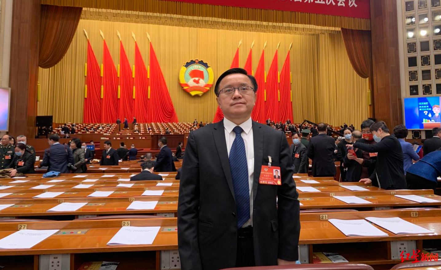 如何打破35岁职场门槛？政协委员建议：用人单位不得把年龄作为招聘辞退红线