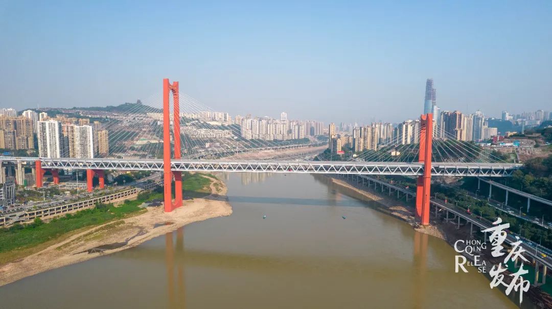 特別是與紅巖村大橋,大佛寺長江大橋,馬桑溪長江大橋,李家沱大橋的