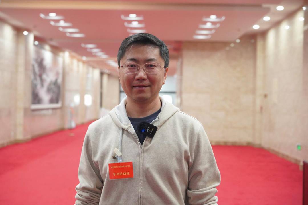 新兴科创行业不可起大早赶晚集 全国人大代表钟波:建议出台国家标准