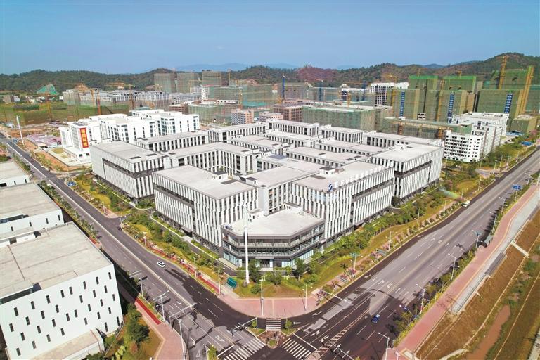 2017年12月,国务院批复成立中韩(惠州)产业园,是全国三大中韩产业园之