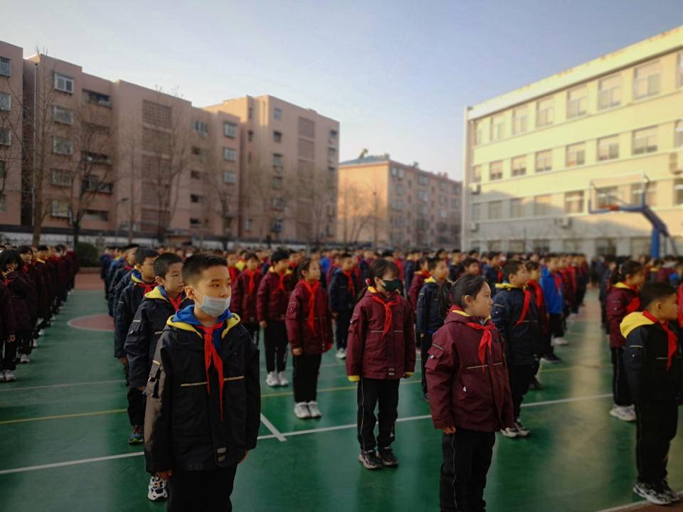 学习雷锋好榜样 济南市汇泉小学举行"雷锋月"启动仪式|济南市|小学