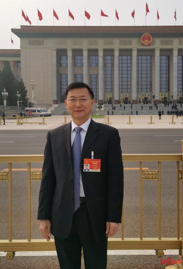 全国政协委员甘华田：建议为第三孩提供从幼儿园到高中毕业的免费教育