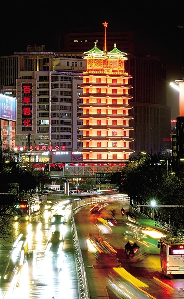 流光溢彩的百年德化街