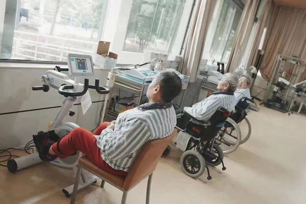 如何让老人拥有更多的获得感和幸福感？这家护理院这么做休闲区蓝鸢梦想 - Www.slyday.coM