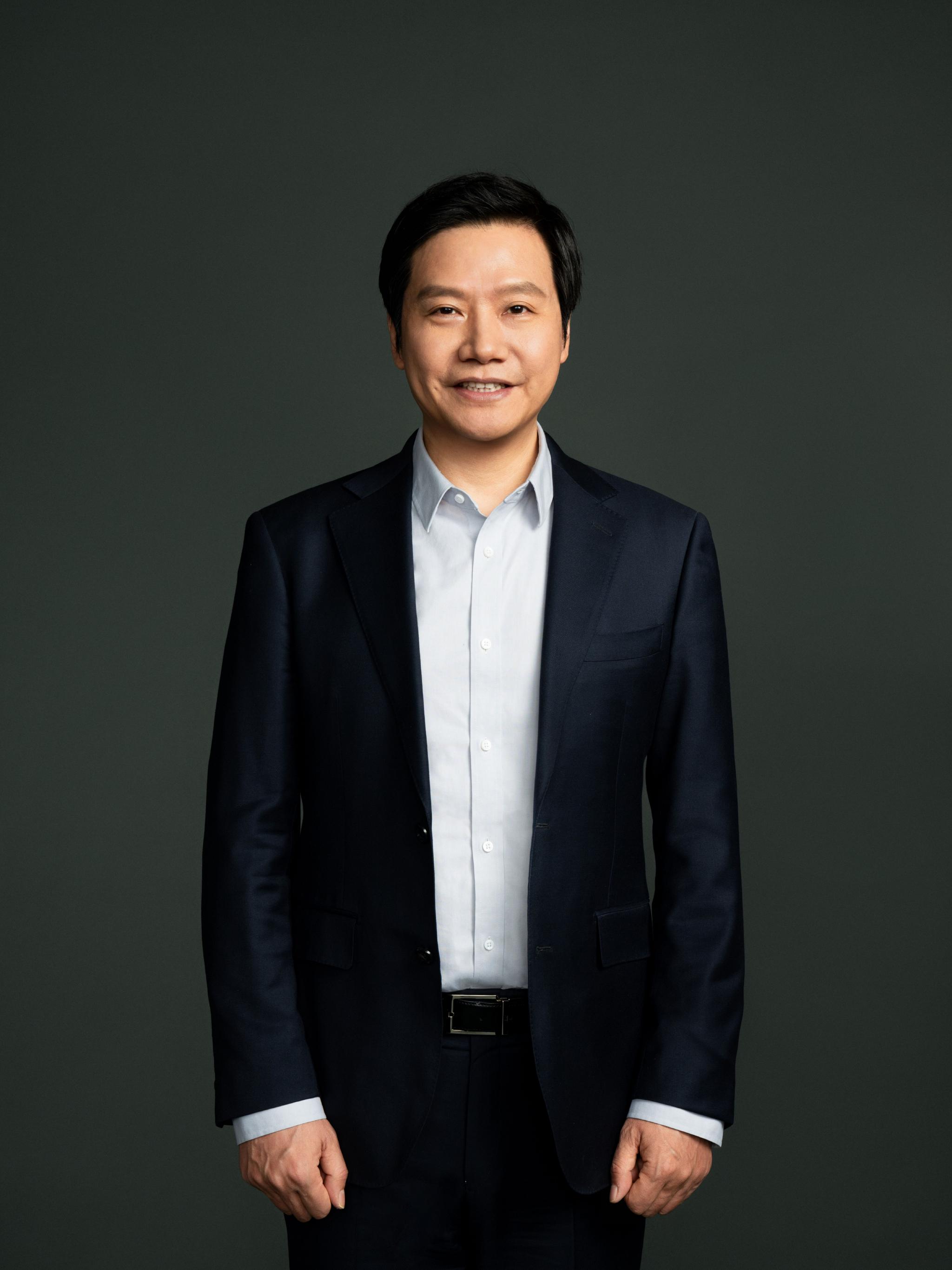 全国人大代表,小米集团创始人,董事长兼ceo雷军:完善汽车行业数据安全