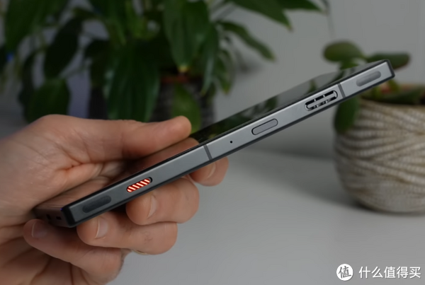 红魔8Pro+民间评测,定位高端电竞手机,价格不贵却被众人忽略__财经头条