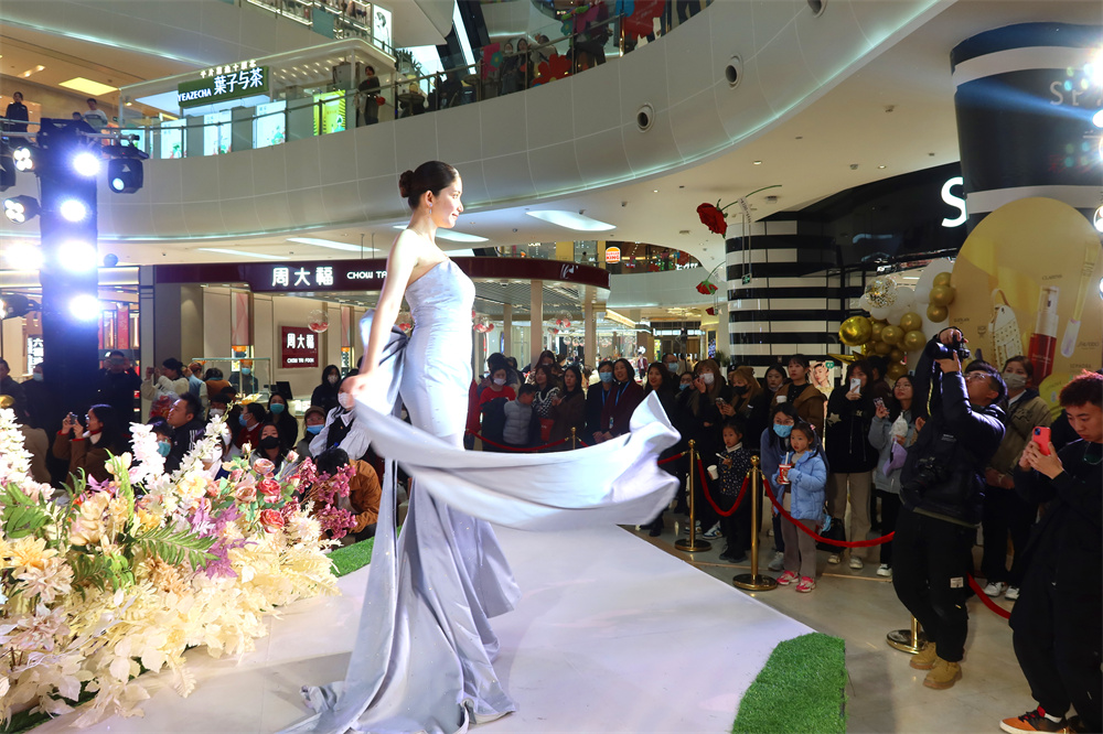 连云港:t台秀进商场 助力消费复苏|江苏省|经济复苏|连云港市_新浪