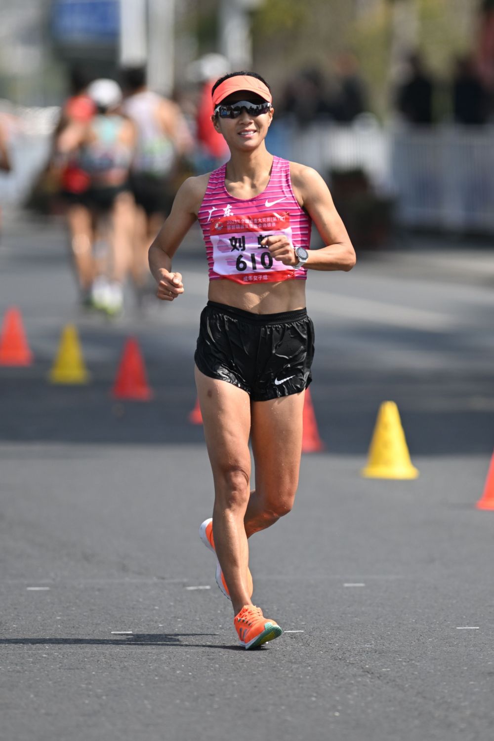 追赶年轻运动员的刘虹,笑纳了年龄的礼物|刘虹_新浪财经_新浪网