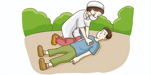 男子路边突然晕倒,幸遇"天使"挺身而出|医院|医生|长沙市_新浪新闻