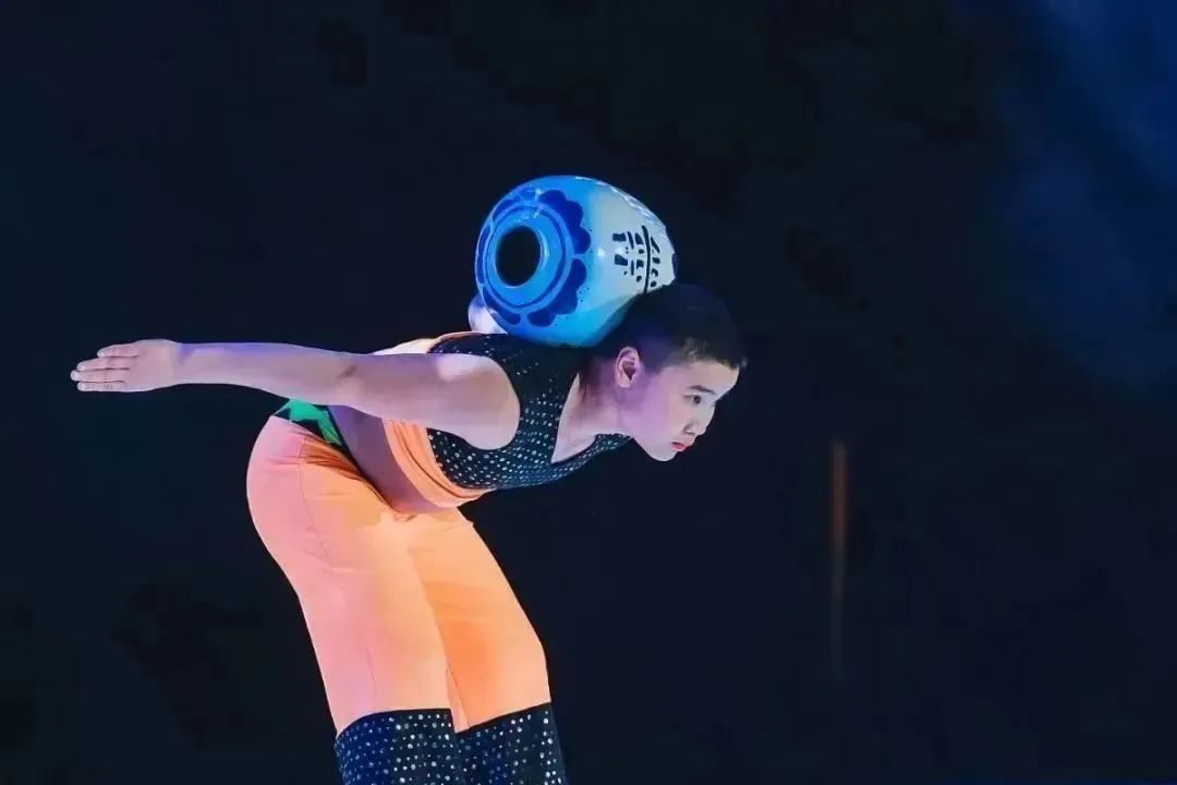 获省级奖项|顶缸|河源市|杂技_新浪新闻