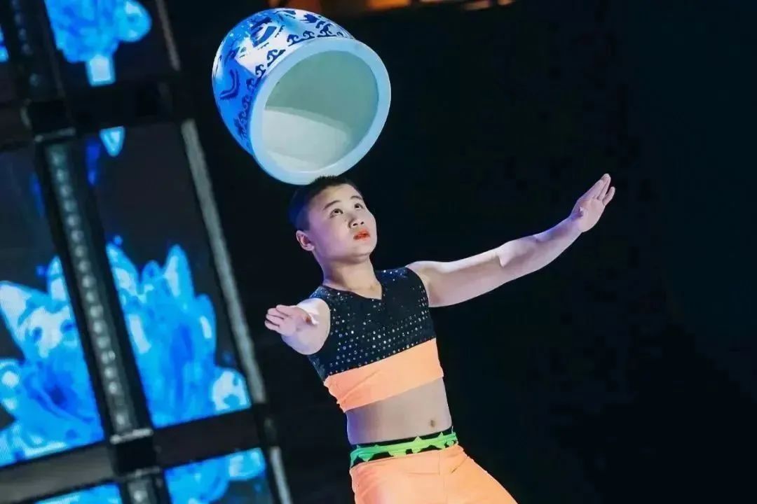 获省级奖项|顶缸|河源市|杂技_新浪新闻