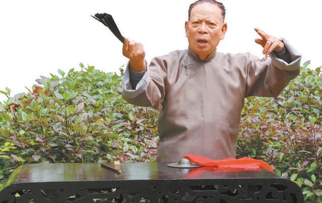 古榕荫下话评话:被誉为"讲唱文学的活化石"的福州评话|评话_新浪财经