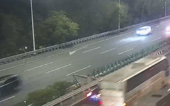 ▲阳江交警护航