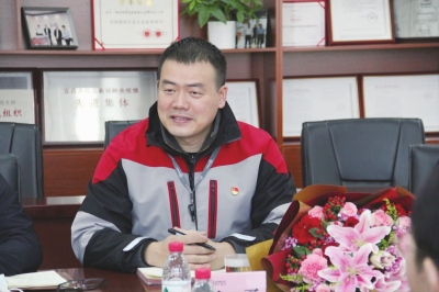 全国人大代表汪勇:建议设立"中国快递员节"__财经头条