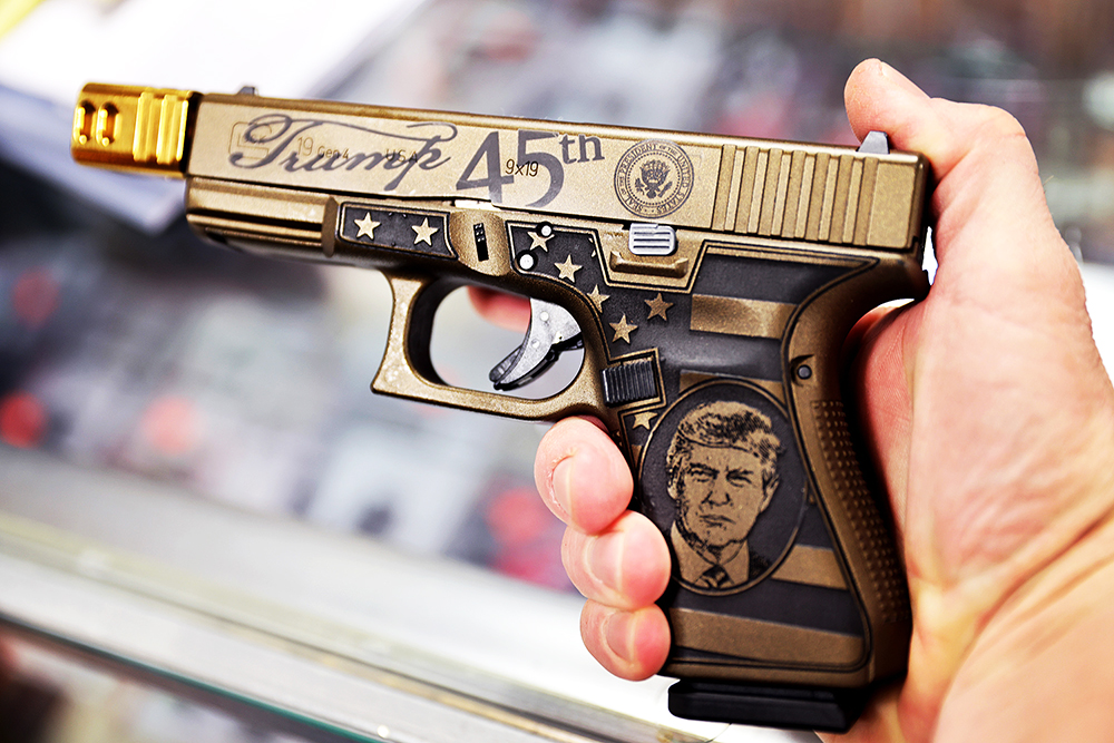 美国的7500怎么表示【图集】聚焦美国“枪支暴力”：美国枪支收回令数量创历史新高，今年已有超7500人死于枪下_https://www.jmylbn.com_新闻资讯_第3张