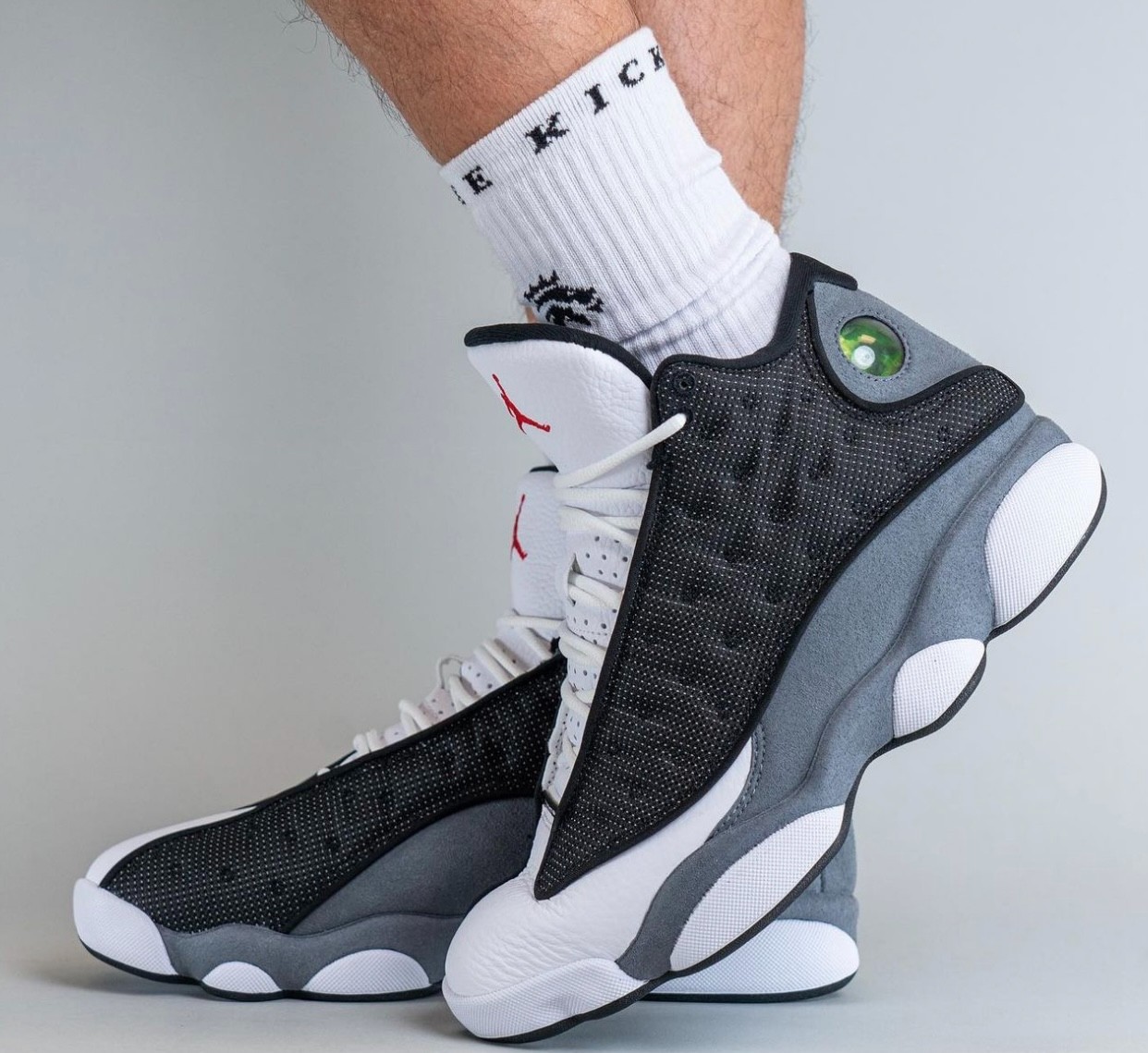 全新「黑灰」aj13 发售日期确定!|造型|日期|鞋身_新浪新闻