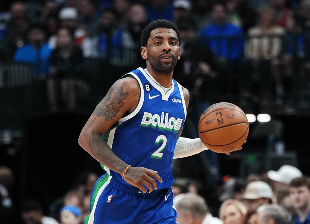 欧文:在达拉斯过得很舒服,季后赛临近我要成为最强的