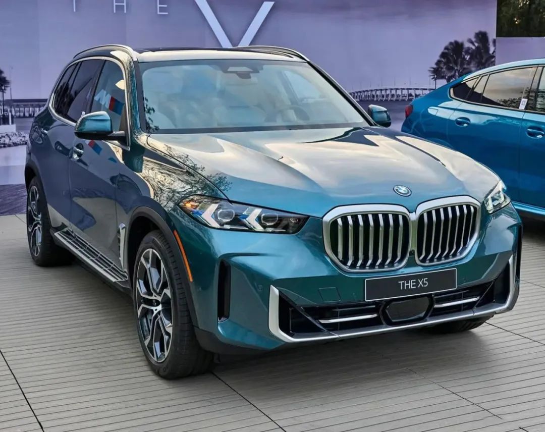 中期改款宝马x5实车亮相颜值是增是减国产版进入倒计时