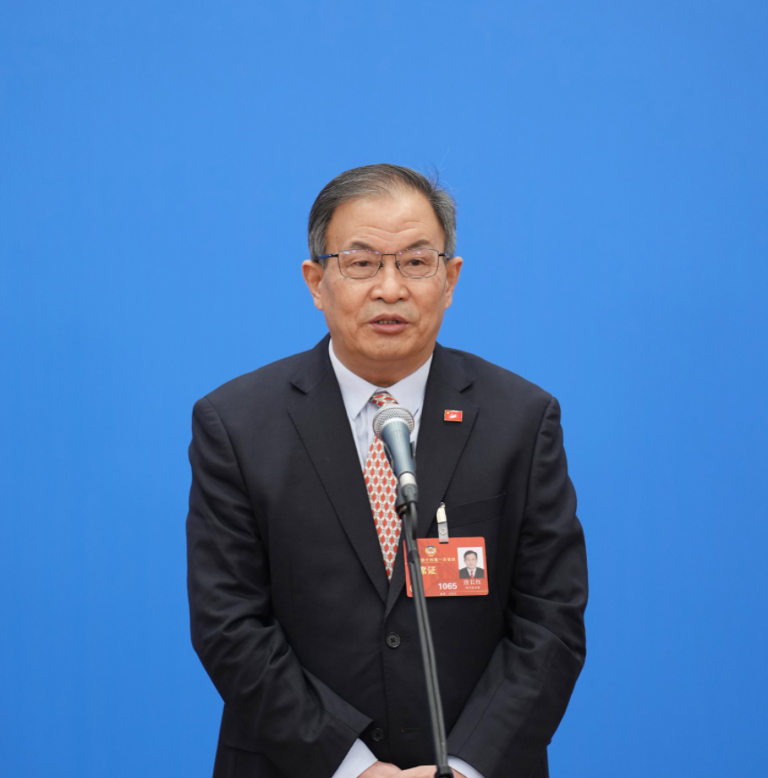 三场"委员通道":张文宏等熟面孔现身,环境资源界别委员首亮相|全国政