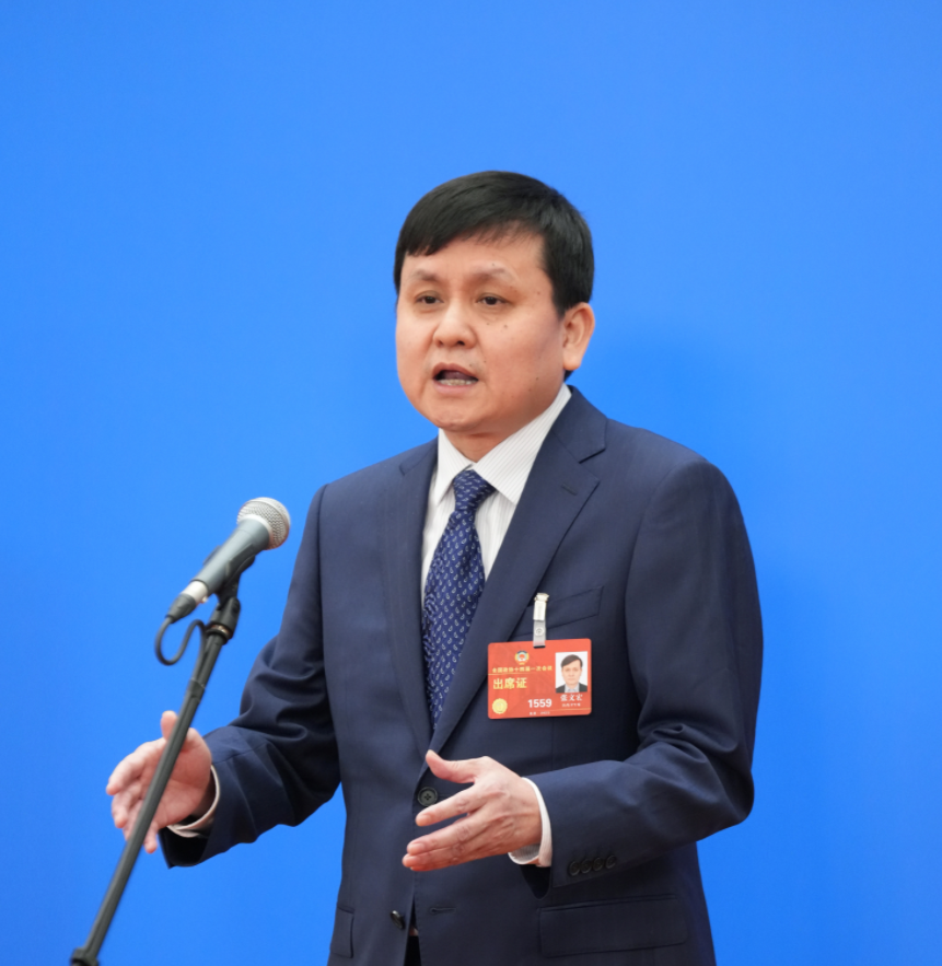全国政协委员,国家传染病医学中心华山医院教授张文宏.图/新华社
