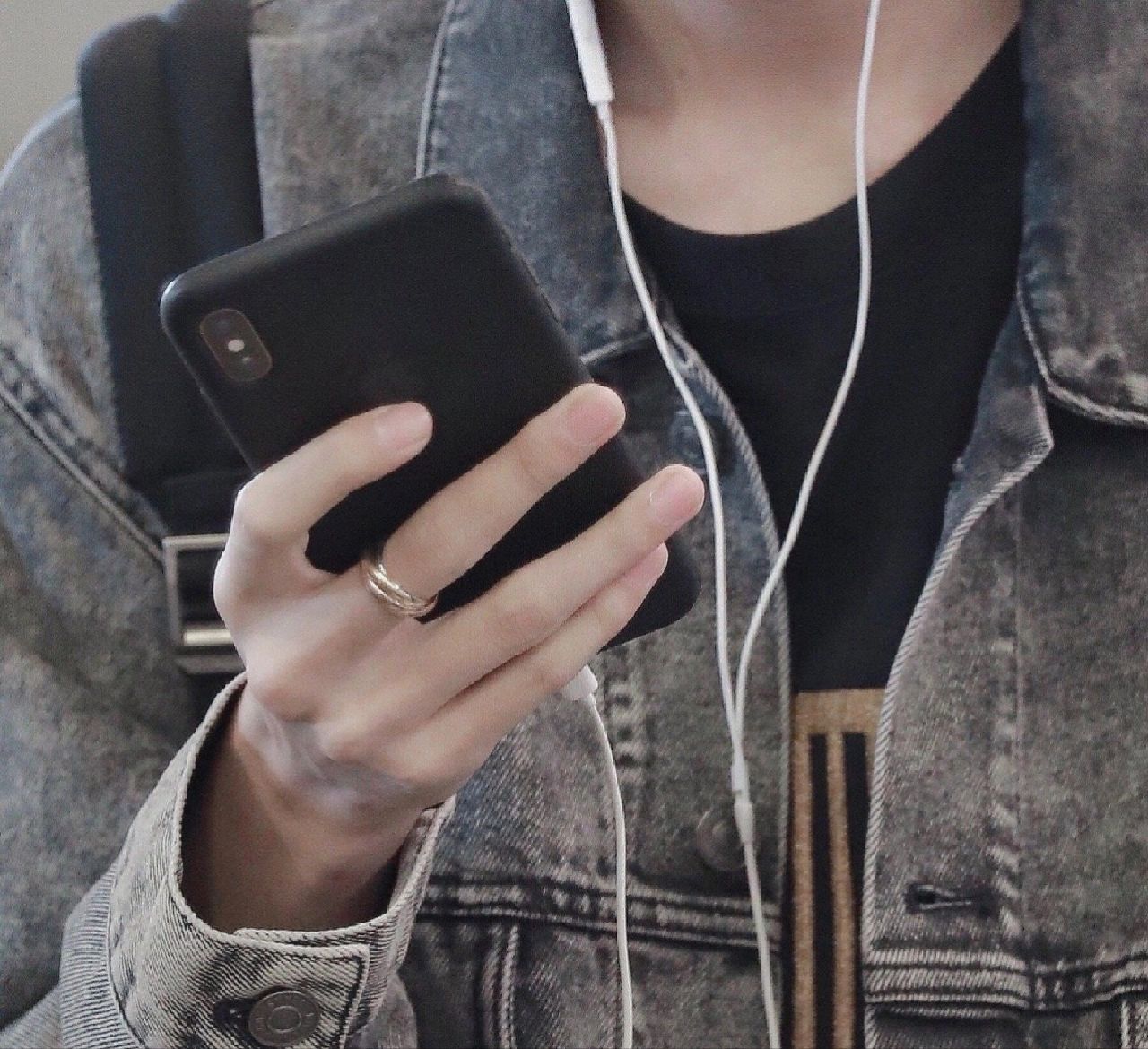 毕雯珺这是一双需要上保险的手吧__财经头条