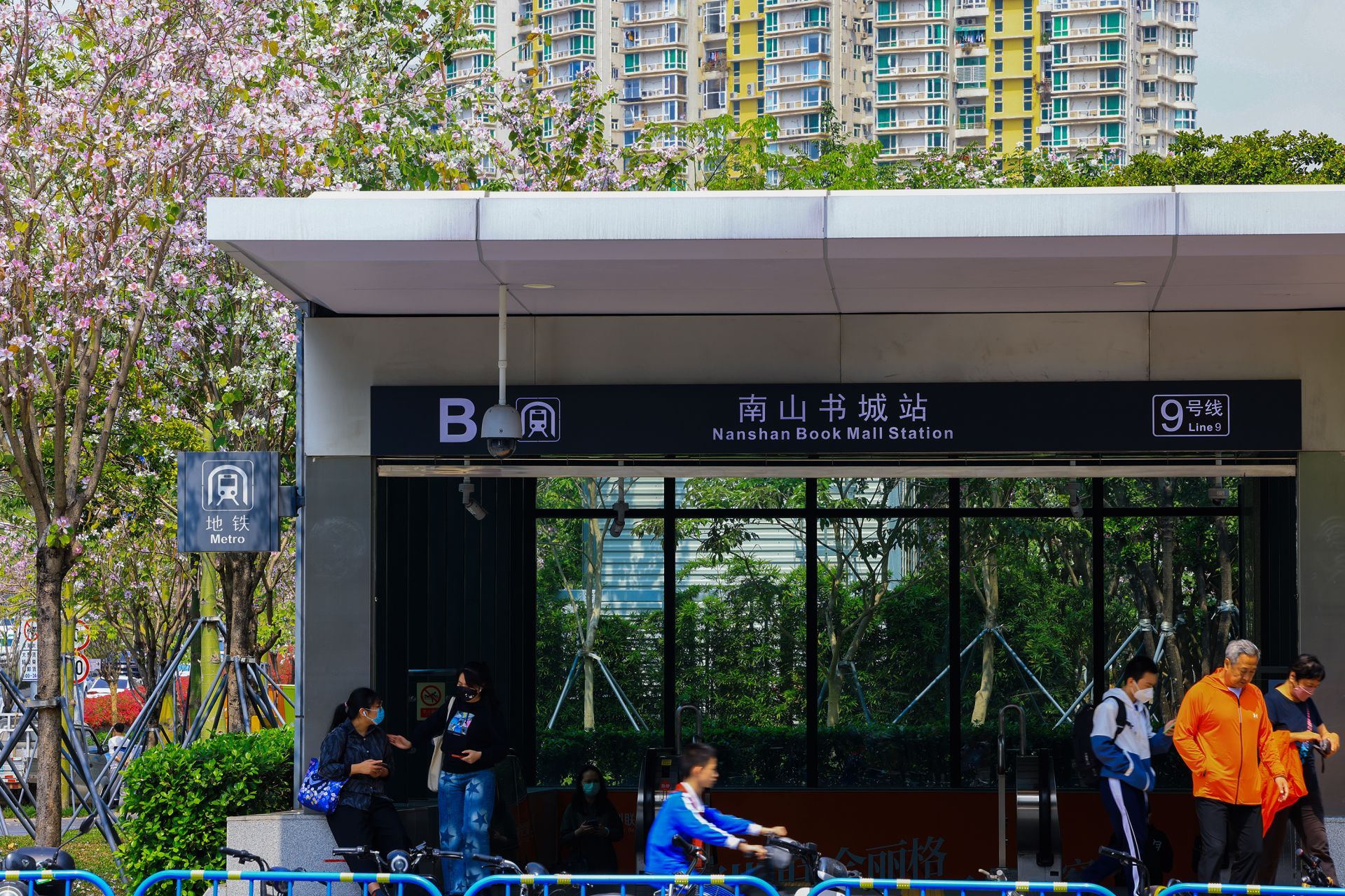 深圳地铁:下一站,开往春天__财经头条