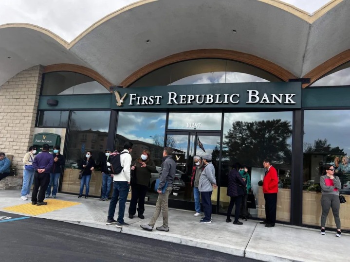 First Republic Bank一度暴跌65% 政府救助方案无法阻挡恐慌蔓延