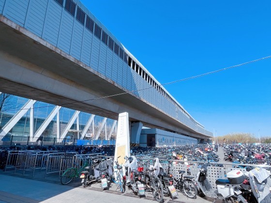 5号线天通苑北站站前广场