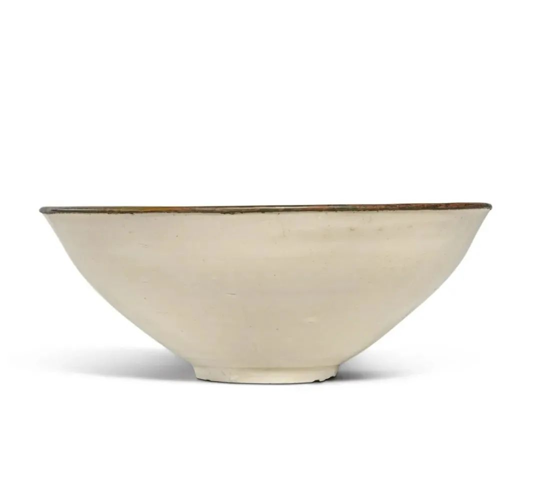 国际拍卖中国艺术专场精品抢先看！休闲区蓝鸢梦想 - Www.slyday.coM