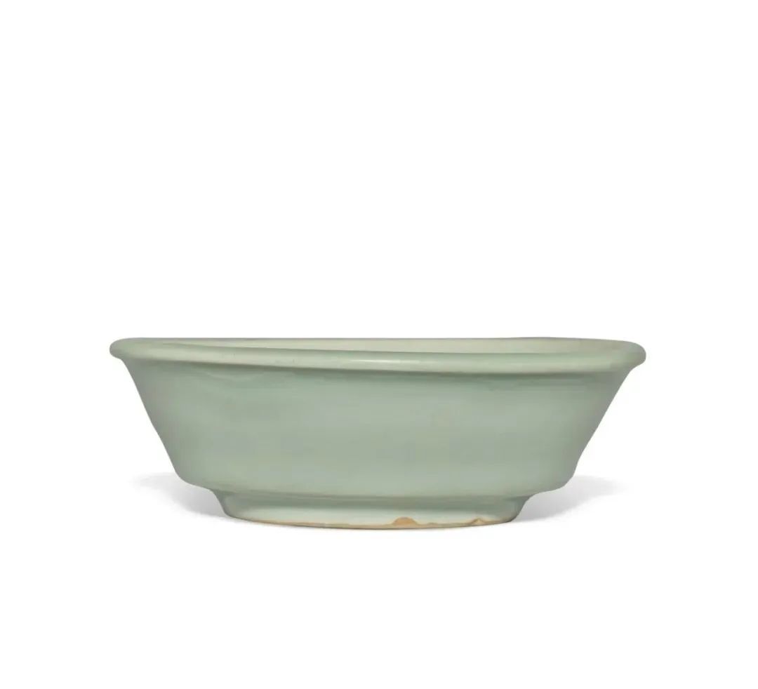 国际拍卖中国艺术专场精品抢先看！休闲区蓝鸢梦想 - Www.slyday.coM