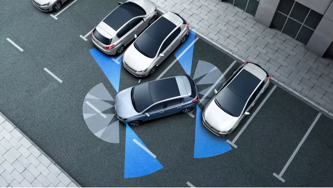 阿维塔11自动泊车系统:新手司机的最大救星-新浪汽车