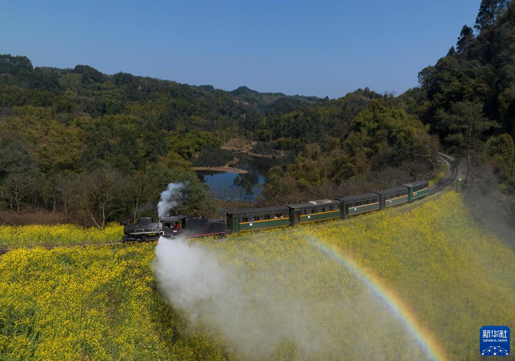 追"嘉阳小火车"的人|嘉阳|小火车|张火_新浪新闻