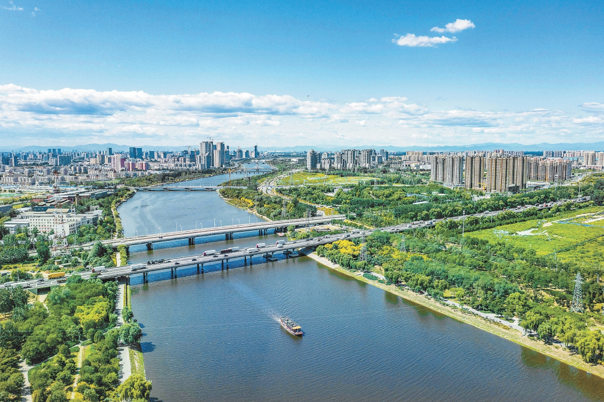 新时代首都发展巡礼——超大城市治理：人聚业兴 副中心“热”起来